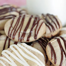Gingerbread Cheesecake Thumbprint Cookies