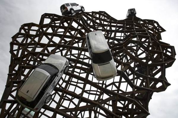 Land Rover’s car sculpture