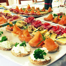 Lori's Crab and Almond Canapes