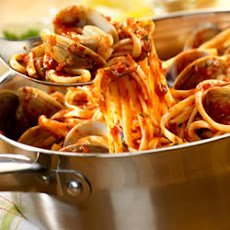 Linguine with Red Clam Sauce