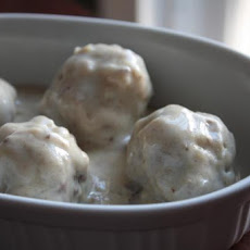 Easy Creamy Porcupine Meatballs