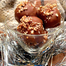 Easy, Decadent Truffles…Did I mention they are EASY??