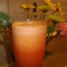 Breakfast Pick-Me-Up Juice