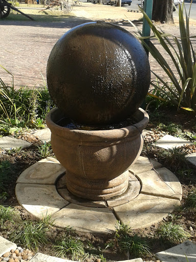 Pot and Ball Fountain 