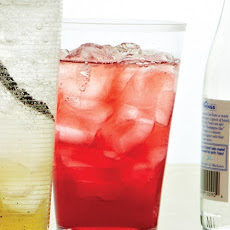 Green-Tea Cranberry Spritzer