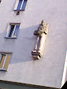 Troststraße Statue
