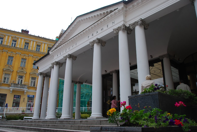 瑪麗安斯凱華麗的溫泉會館。