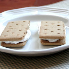 Cinnamon Cool Whip Sandwiches