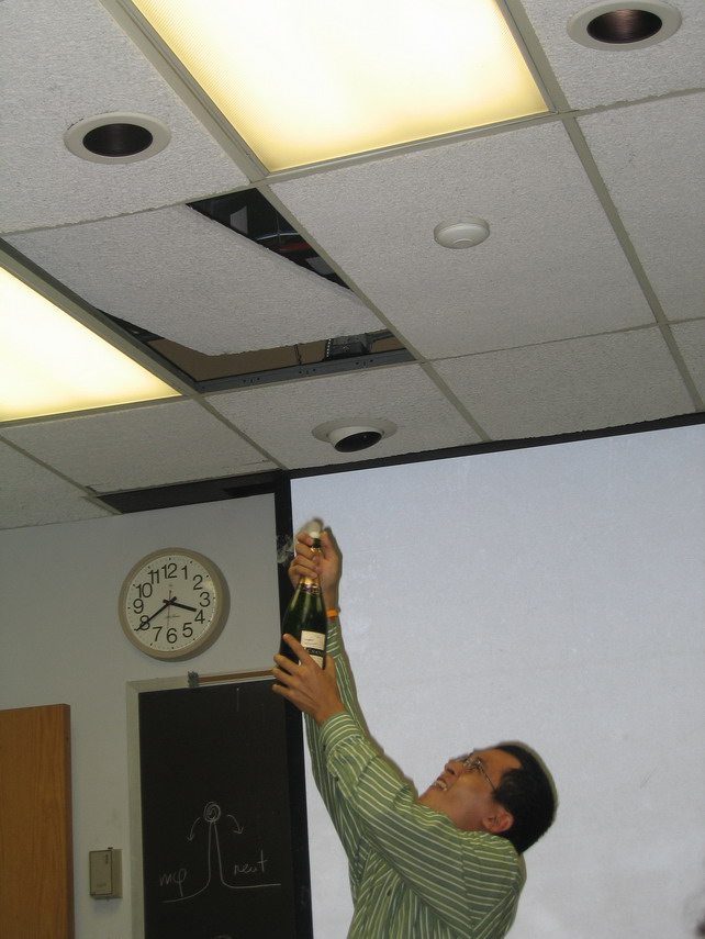 [2007-thesisdefense-0010-recp.JPG]