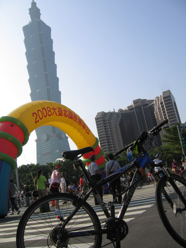 [TW-Bike-CarFreeDay-0005.JPG]