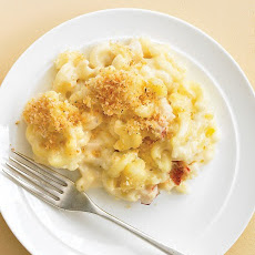 Emeril's Seafood Mac and Cheese