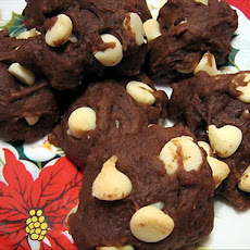 Spiced Mocha Chip Cookies