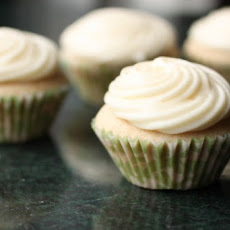 Chai Cupcakes With Honey-ginger Frosting