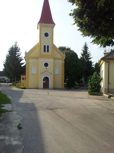 Kostol Basovce