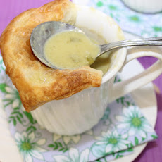 Spring Onion Soup en Croute