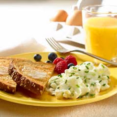 Fluffy Scrambled Egg Whites With Chives