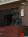 华夏银行龙雕塑