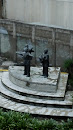 Estatua Los Teatro El Oeste