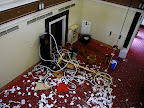Did the Niigata earthquake bring down this chandelier?