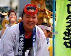 a young festival particpant