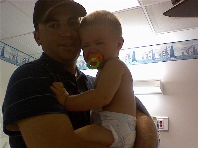 [cody in hospital[10].jpg]