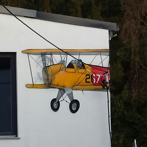 Plane Graffiti on the Wall