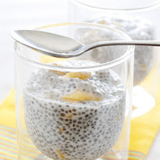 Mango Coconut Chia Pudding
