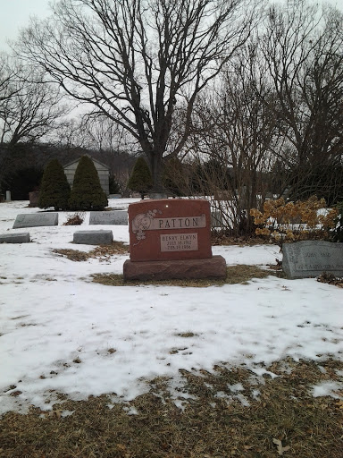 Henry Elwyn Grave Stone