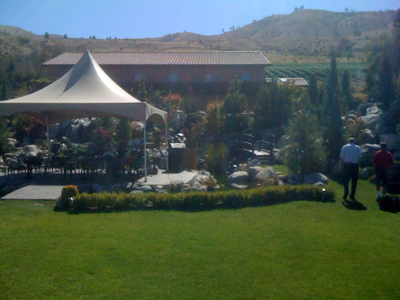 Tsillan Winery at Lake Chelan- the man on the right (Ken) was very helpful!