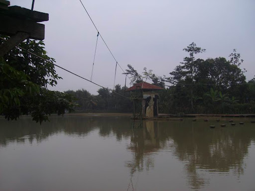 Lintasan balance beam