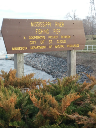 Mississippi River Fishing Pier 