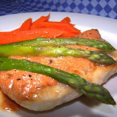 Chicken With Carrots and Asparagus