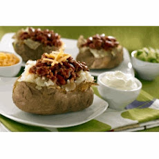 Chili-Stuffed Baked Potatoes