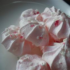 Peppermint Meringue Cookies