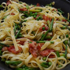 Fettuccine With Peas, Asparagus and Pancetta
