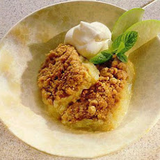 Gamma’s Heirloom Apple Cake