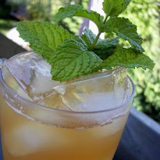 Apple Ginger Mint Iced Tea