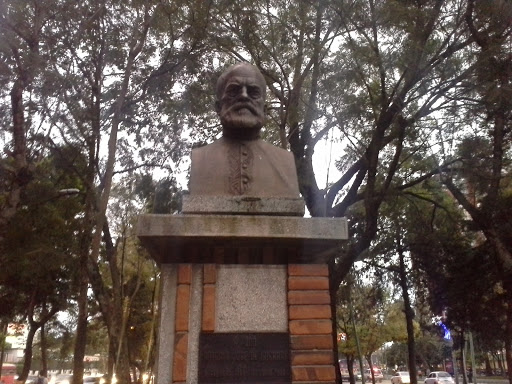 Monumento Antonio Jose De Isarri