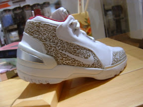 timeline 031225 shoe christmas 1 2003 04 Timeline