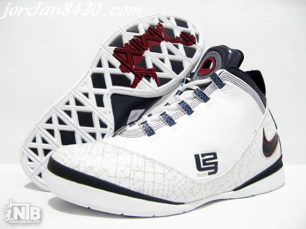 Zoom LeBron Soldier II White Navy Red Real Pics