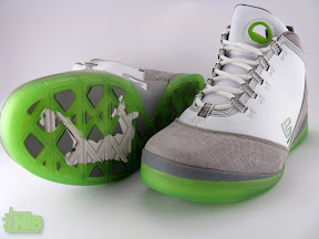 Zoom Solder II Dunkman Sample vs Released Comparison lbj soldier ii og dunkman8 5 Zoom Solder II Dunkman Sample vs Released Comparison