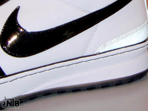 Live Pics Featuring the Nike Zoom LeBron 6 Low nike zoom lebron 6 low gr black white 1 04 Live Pics Featuring the Nike Zoom LeBron 6 Low