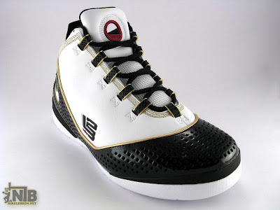 Finishline Exclusive Zoom Soldier II Remix Showcase lbj soldier ii og white black gold4 04 Finishline Exclusive Zoom Soldier II Remix Showcase
