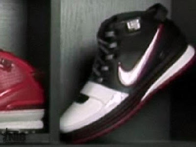 nike zoom lebron 6 ss story of the six black white red New Zoom LeBron 6 Unseen Colorways   OSU, SVSM, and More