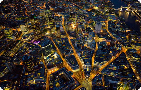 beantiful pictures of London at night from above