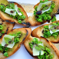 Pea + Mint Crostini