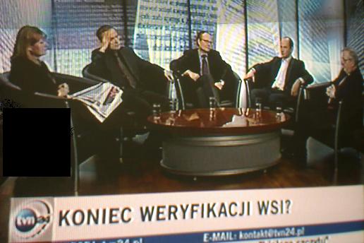 TVN, TVN24, WSI, Piotr Zaremba, Paweł Lisicki, Piotr Stasiński, Wiesław Dębski, studio telewizyjne, dyskusja