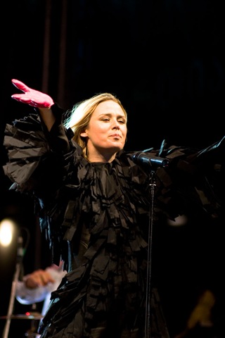 [roisinmurphy215.jpg]