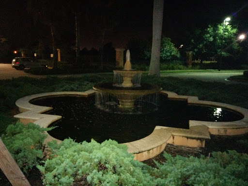 Pineapple Cove Fountain