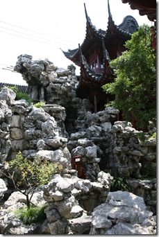 A very large rockery!!!